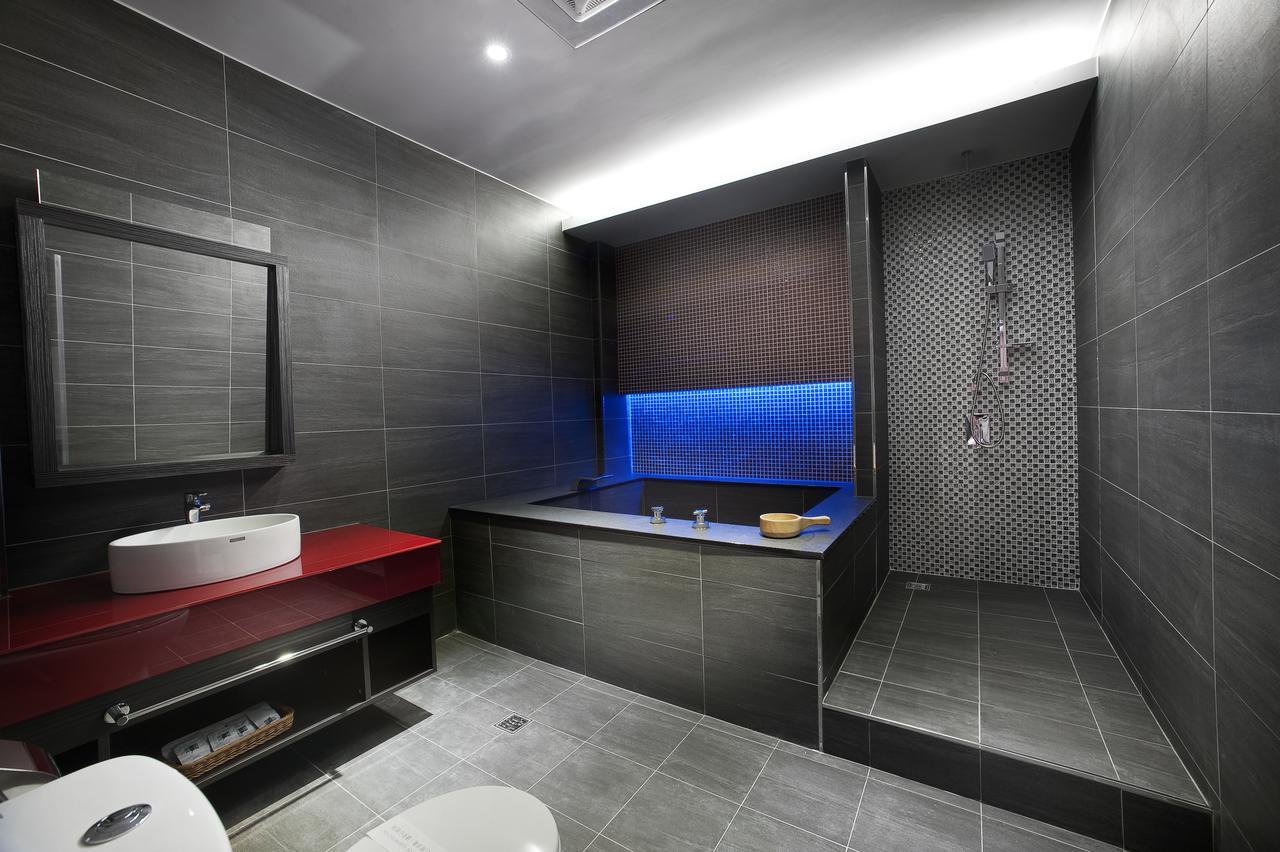 Fukun 5 Motel Цзяоси Экстерьер фото